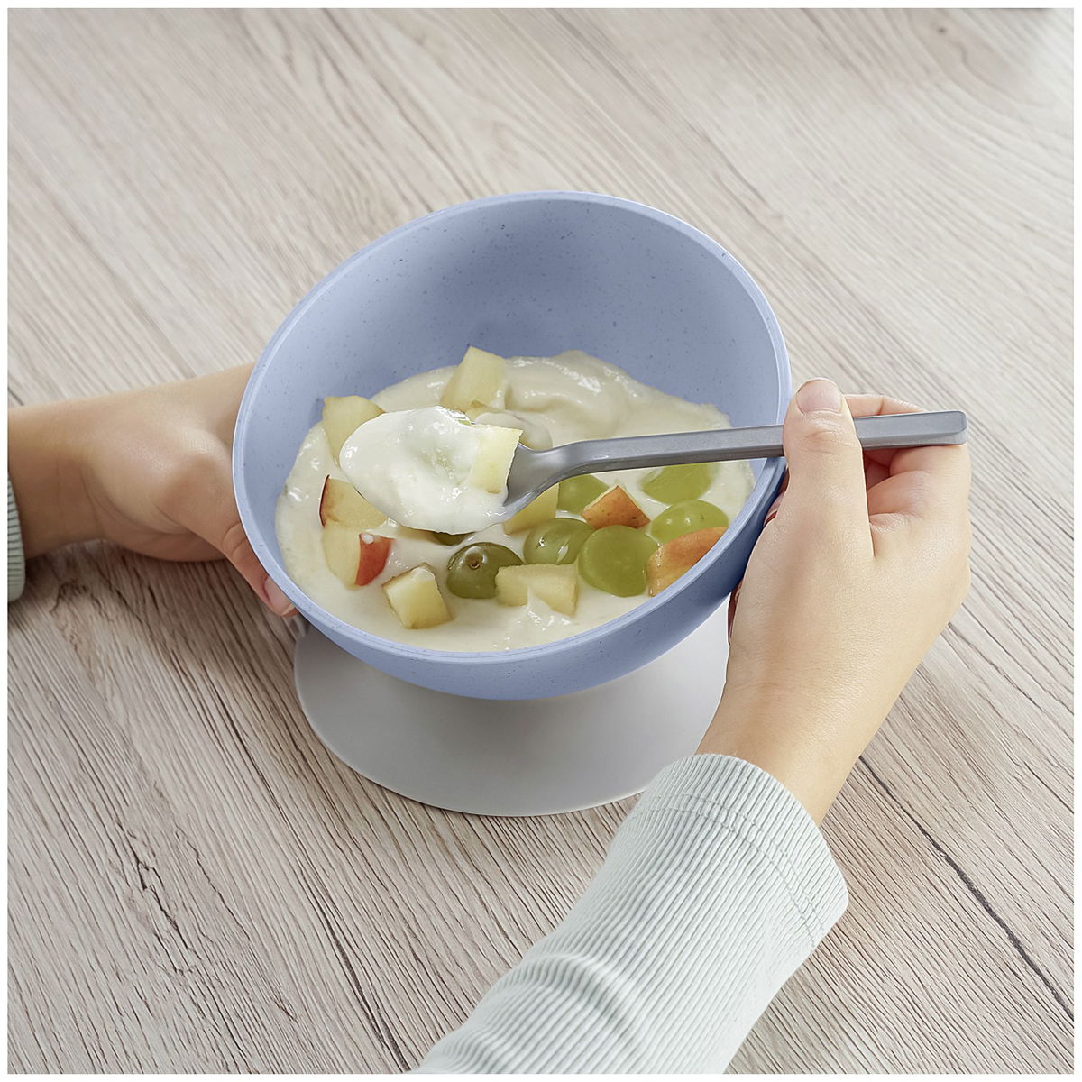 reerreer   Growing Bowl mit Saugnapf blau