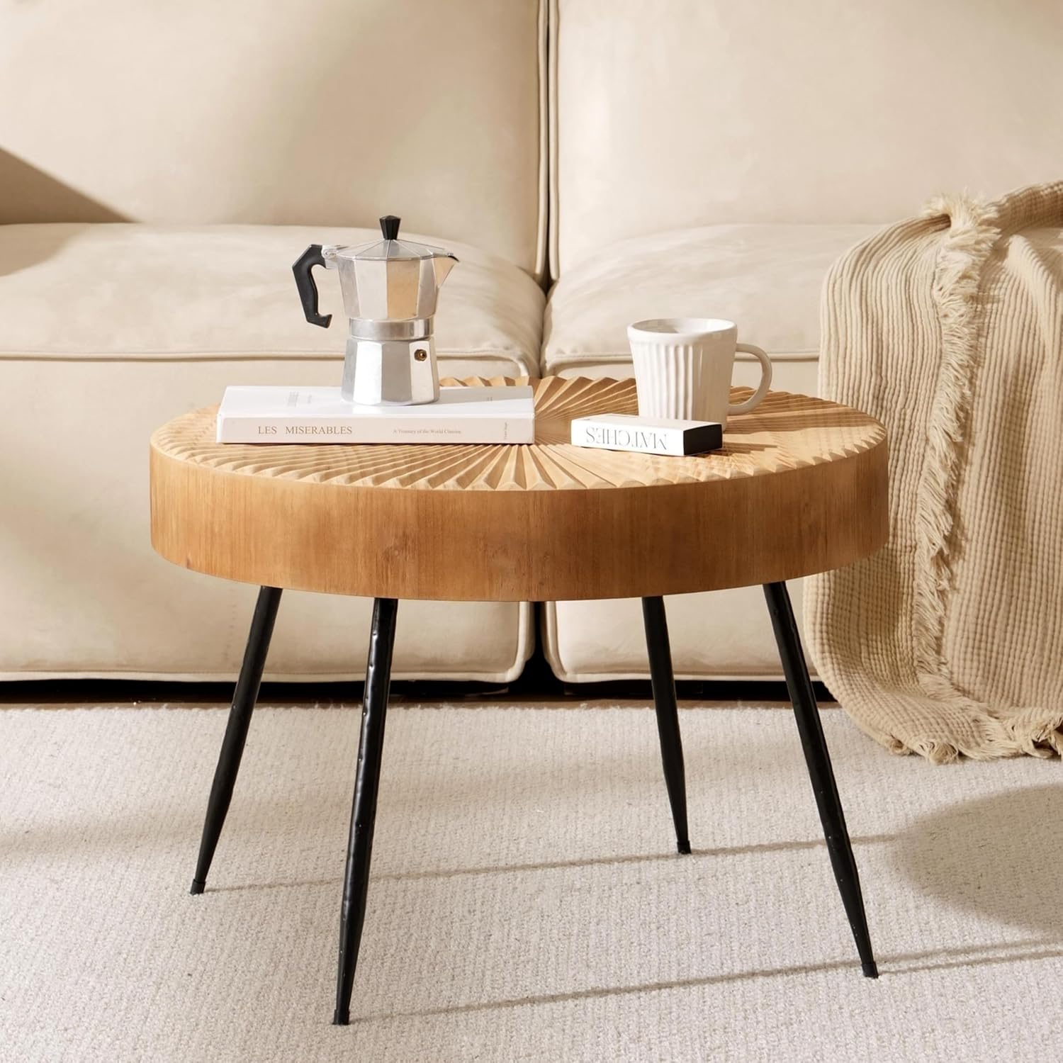 Couchtisch Rund, Runder Wohnzimmertisch aus Holz mit linearem Design, Beistelltisch mit schwarzen Metallbeinen, Modern Farmhouse Möbel im Wohnzimmer, Hellbraun Coffee Table ø60×42cm