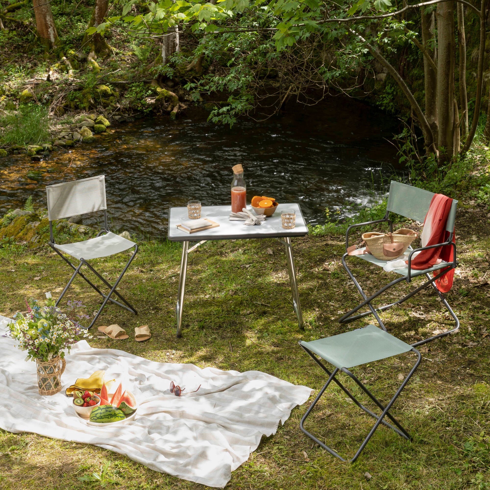 Klappbarer Campingtisch Fidji MDF Grau Carbon-Alu Brut
