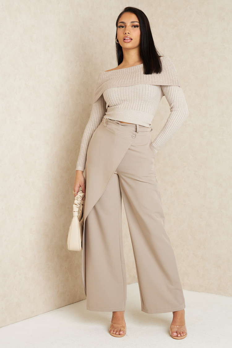Pull court beige à col bardot
