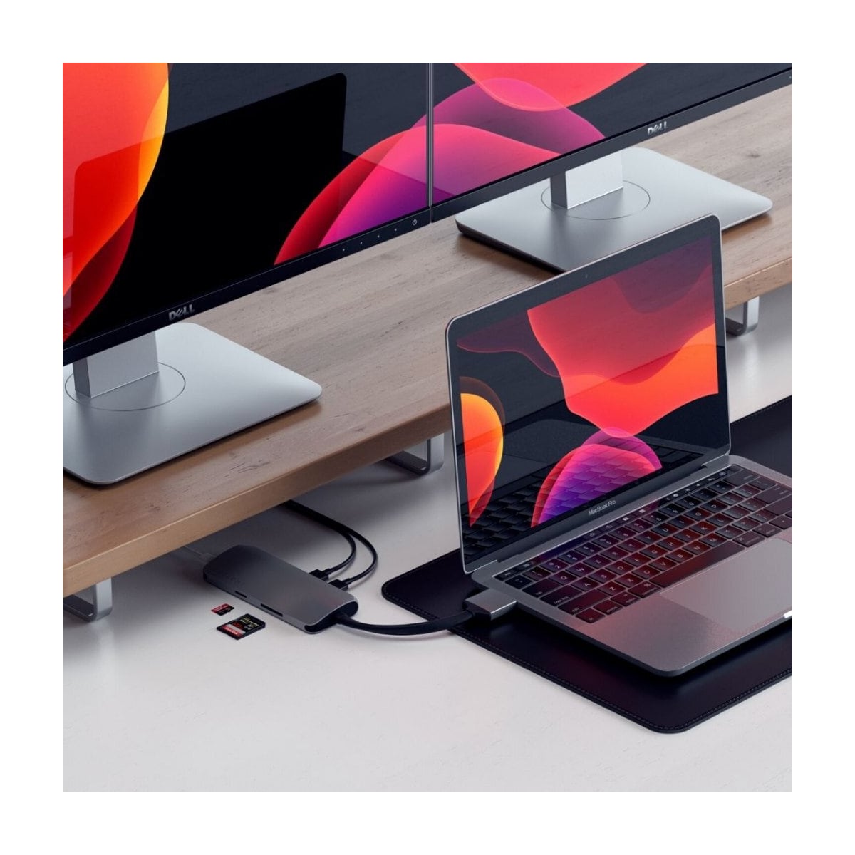 Satechi USB-C Dual Multimedia USB hub