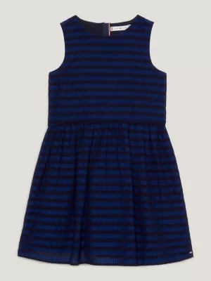 Vestido listrado sem mangas em seersucker