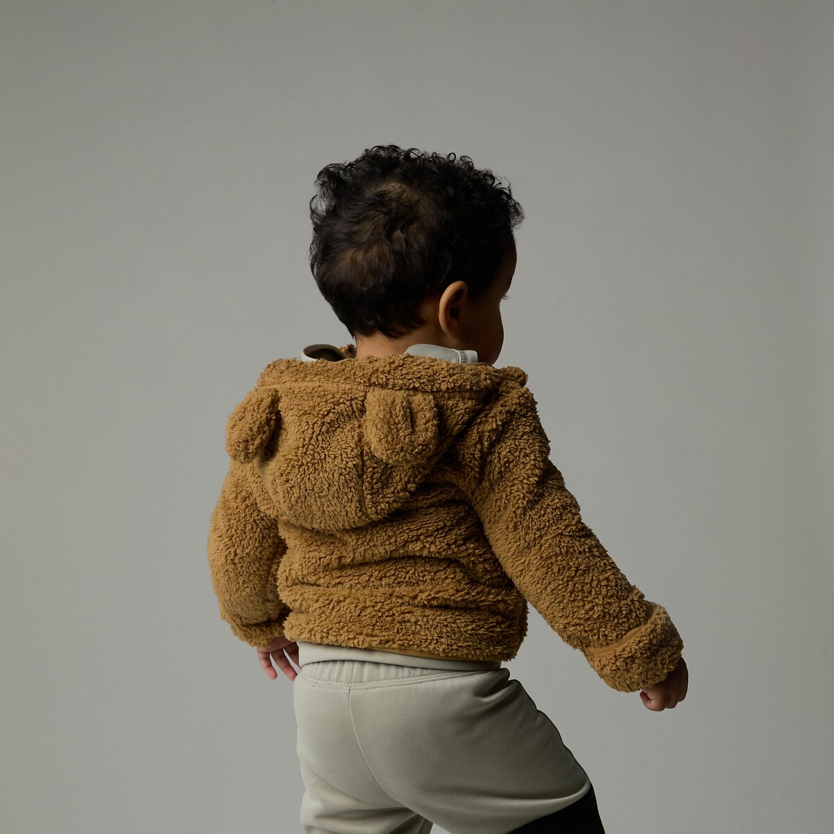 THE NORTH FACE<br>Moletom com capuz em sherpa