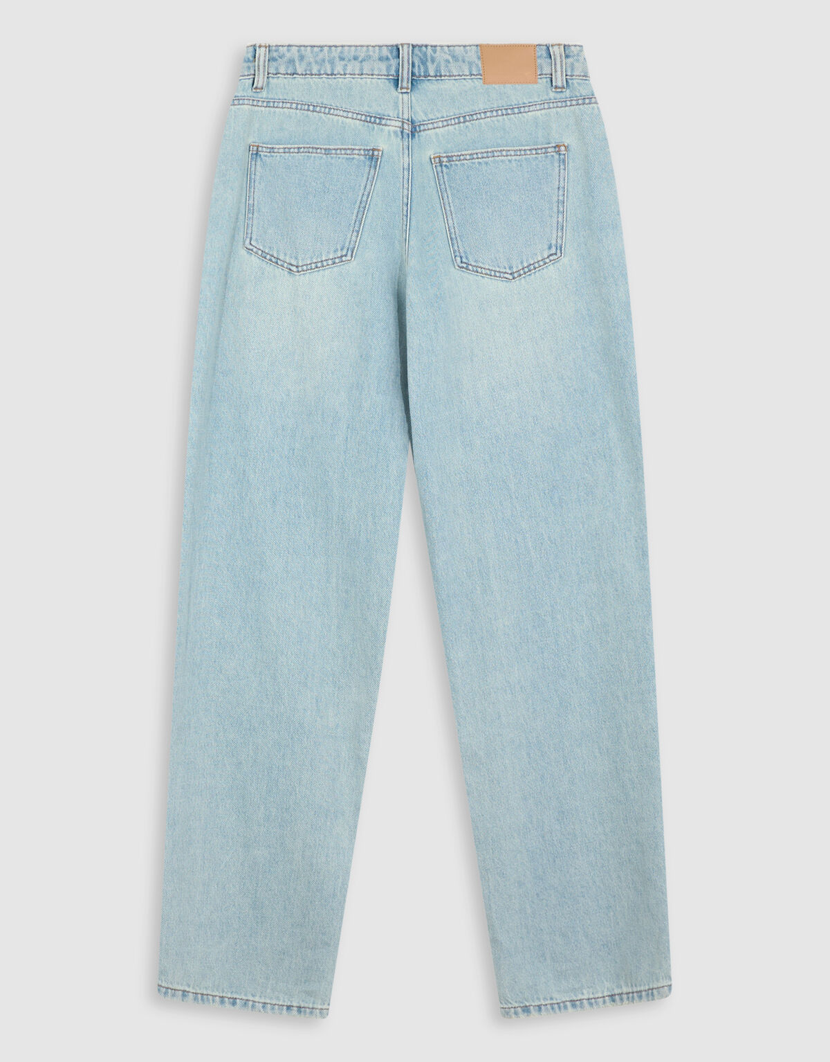 Soft Straight Fit Jeans Bleached