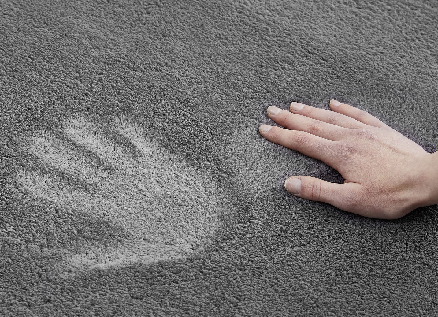 Brücken und Teppiche mit Anti-Rutschbeschichtung