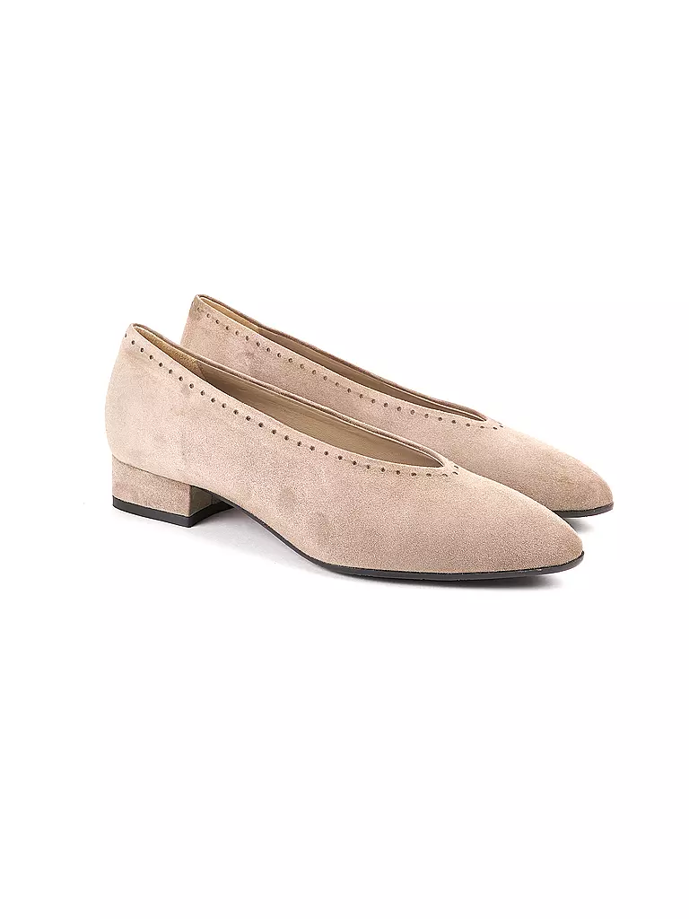 DIRNDL & BUA Trachten Pumps beige