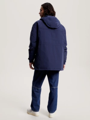 Parka com capuz, acolchoada e com vários bolsos