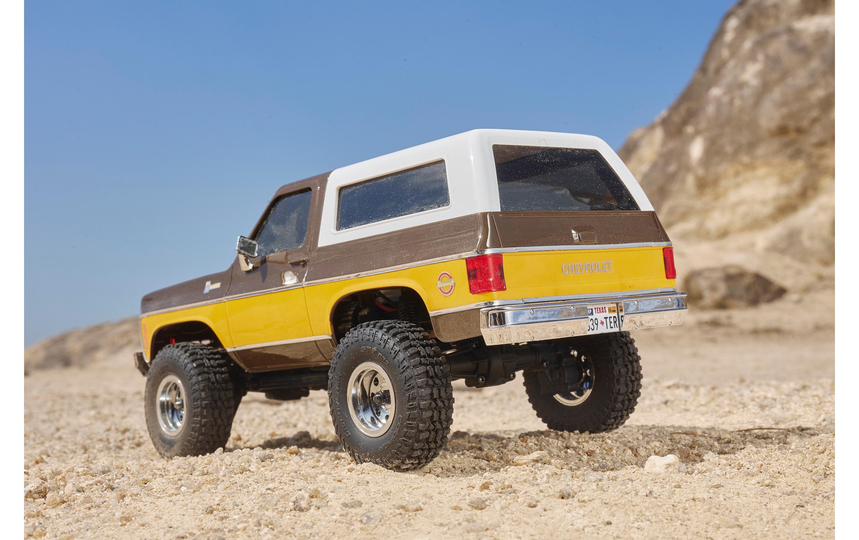 Scale Crawler Chervolet K5 Blazer, Braun, RTR, 1:24<br>FCX24 Mini Rock Crawler mit detaillierter Chevy Blazer Karosserie und 2-Gang Getriebe