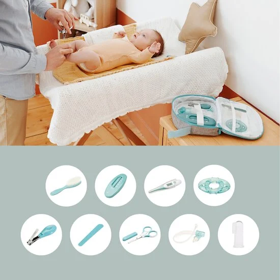 Trousse de soin   Aqua Smokey        de               Babymoov