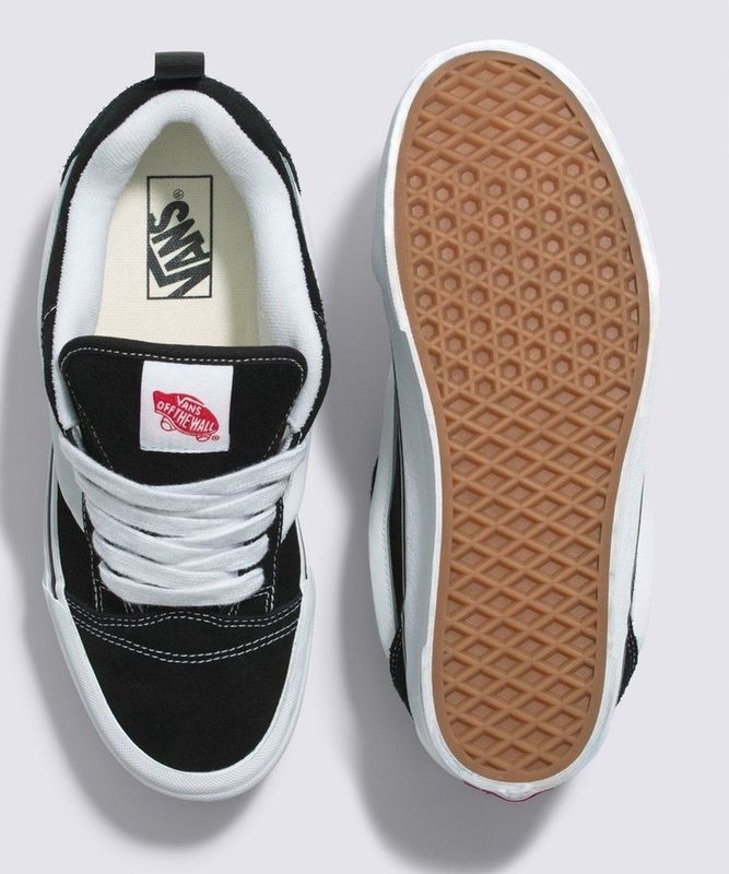 Vans Knu Stack Sneakers - Leren Sneaker - Dames - Zwart