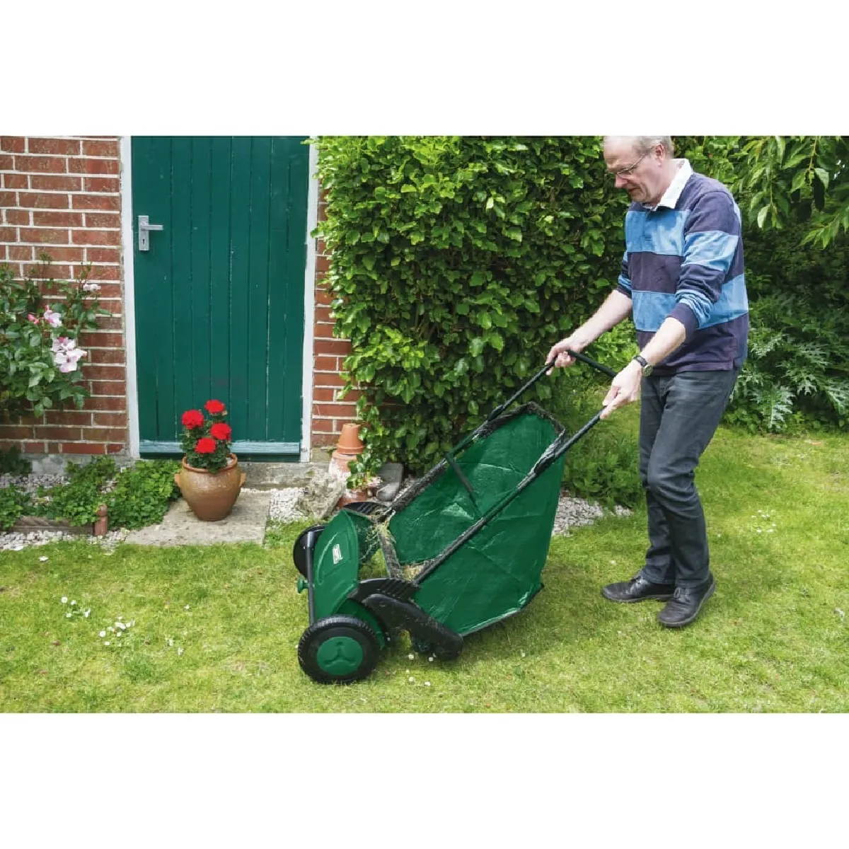 Draper Tools Balayeuse à jardin 21