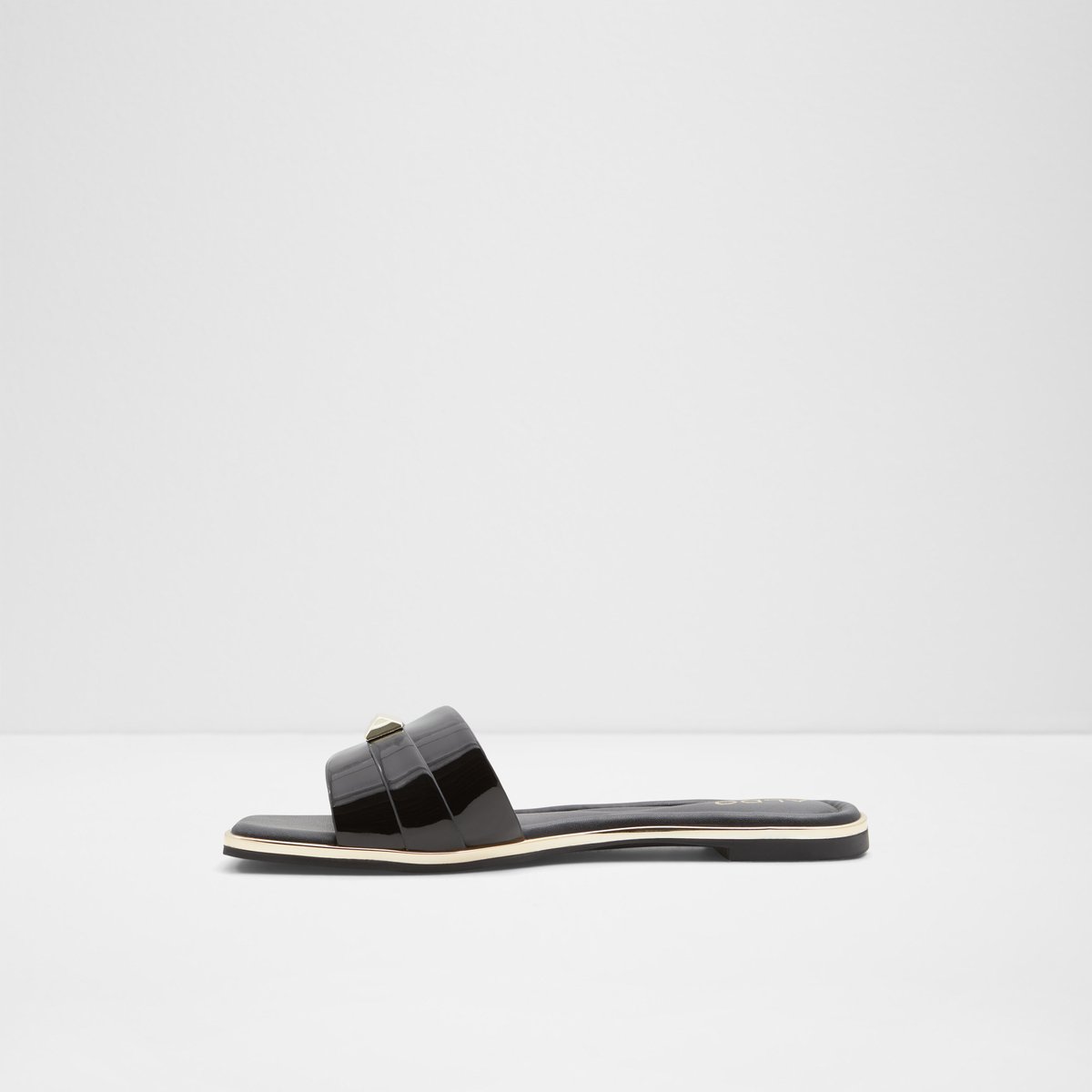 Darine Black Women Flat Sandals