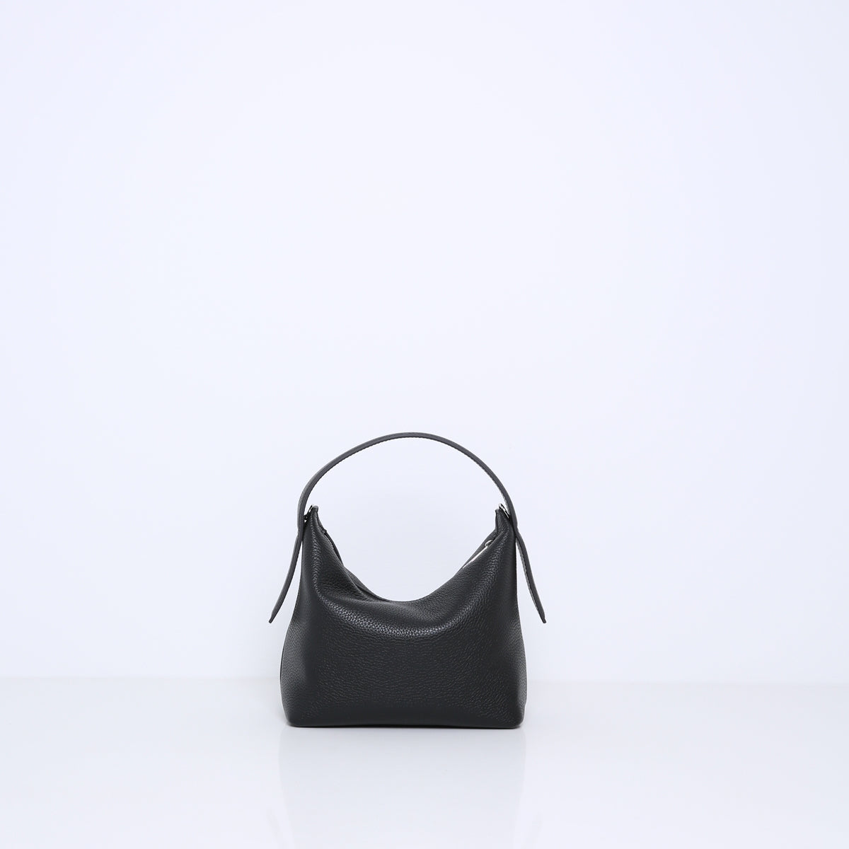 TARA | BLACK