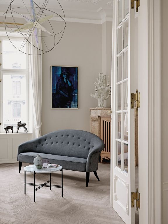 Gubi TS bijzettafel 40 zwart/wit marmer