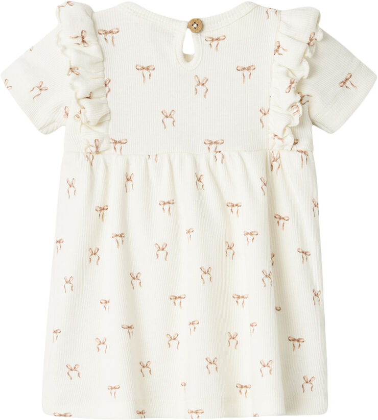 Lil' Atelier NBFGAVO ENE SS LOOSE BODY DRESS LIL Coconut milk
