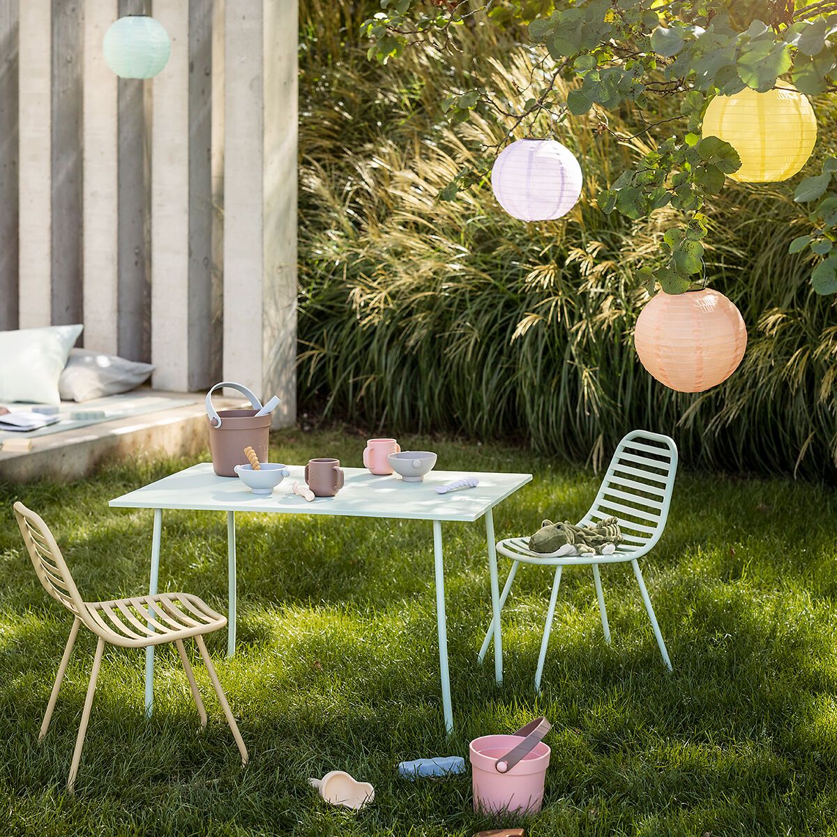 LILLY Solar Lampion - Weiss / D: 25.0 cm