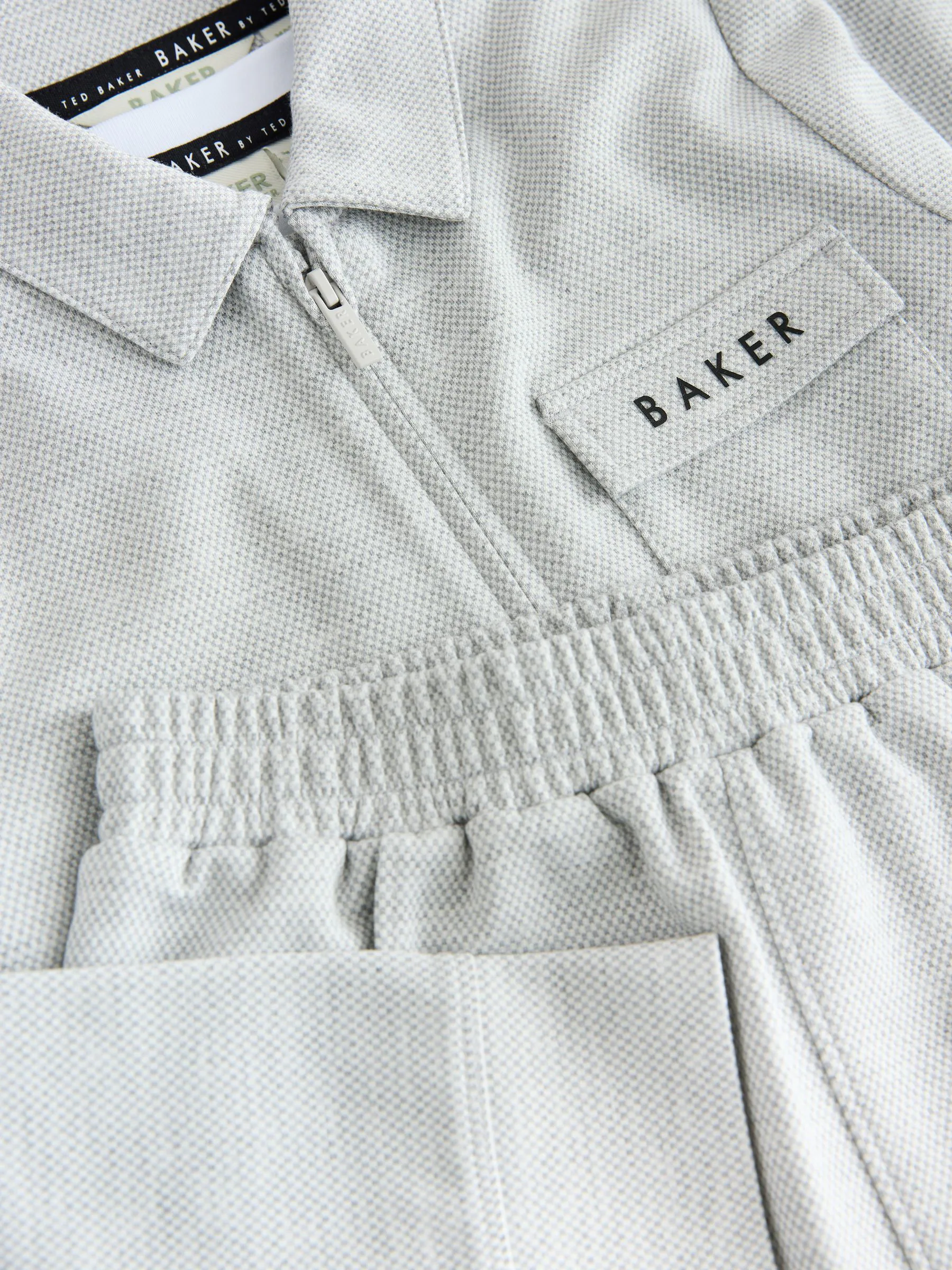 Grijs - Baker by Ted Baker 3 Piece Textured Jacket T-Shirt and Trousers Set