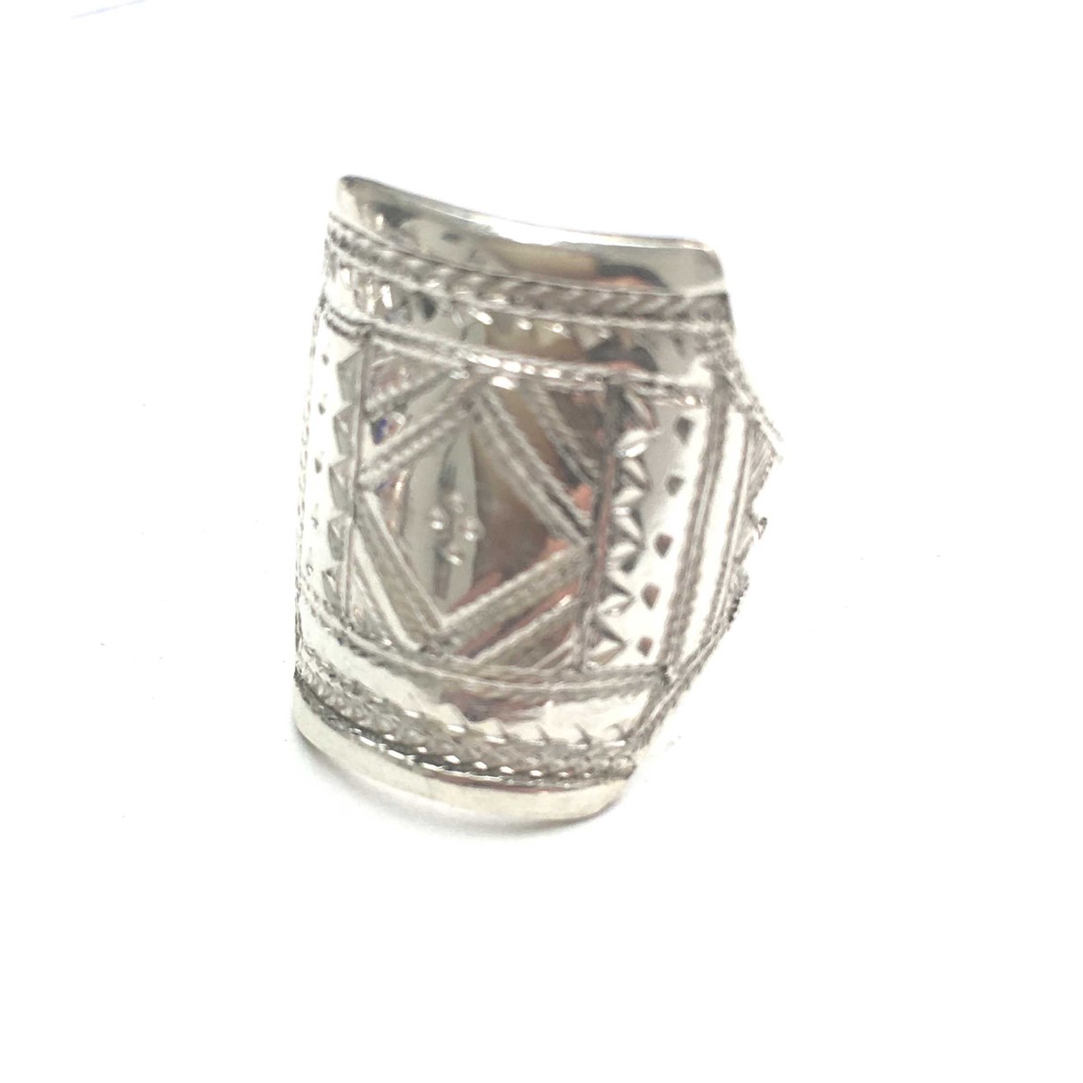 Bague chevalière argent gravée motifs touaregs