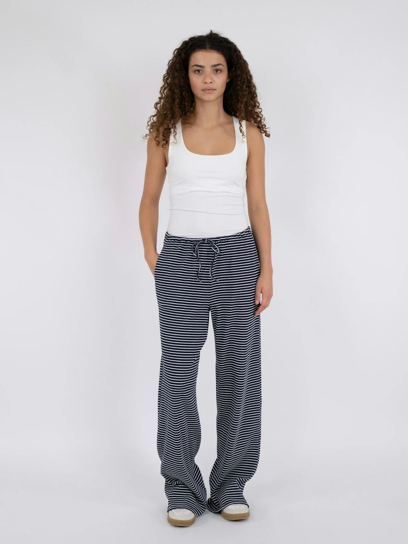 Neo Noir Geri Stripe Pants 702 dark navy