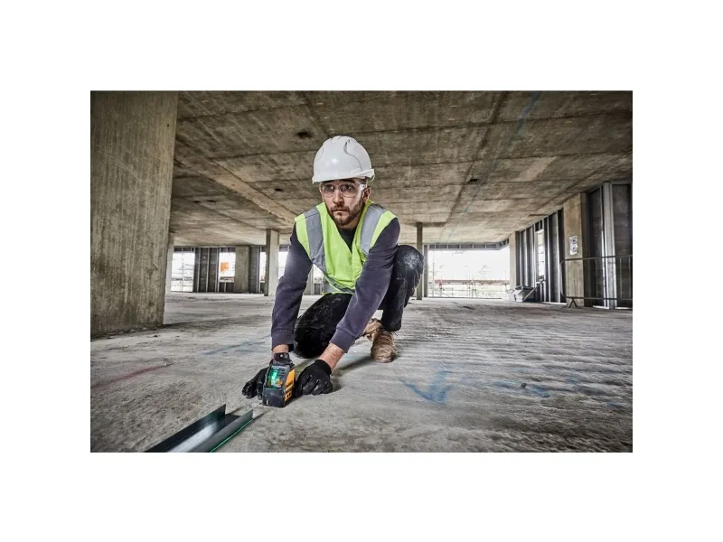 DeWalt DW088CG - Krydslinjelaservaterpas