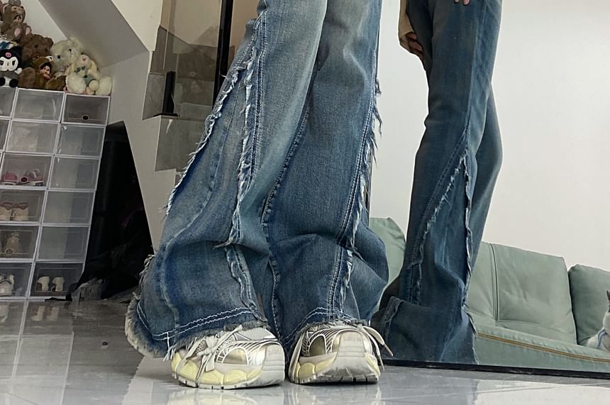 2DAWGS - Mid Waist Fringed Washed Bootcut Jeans