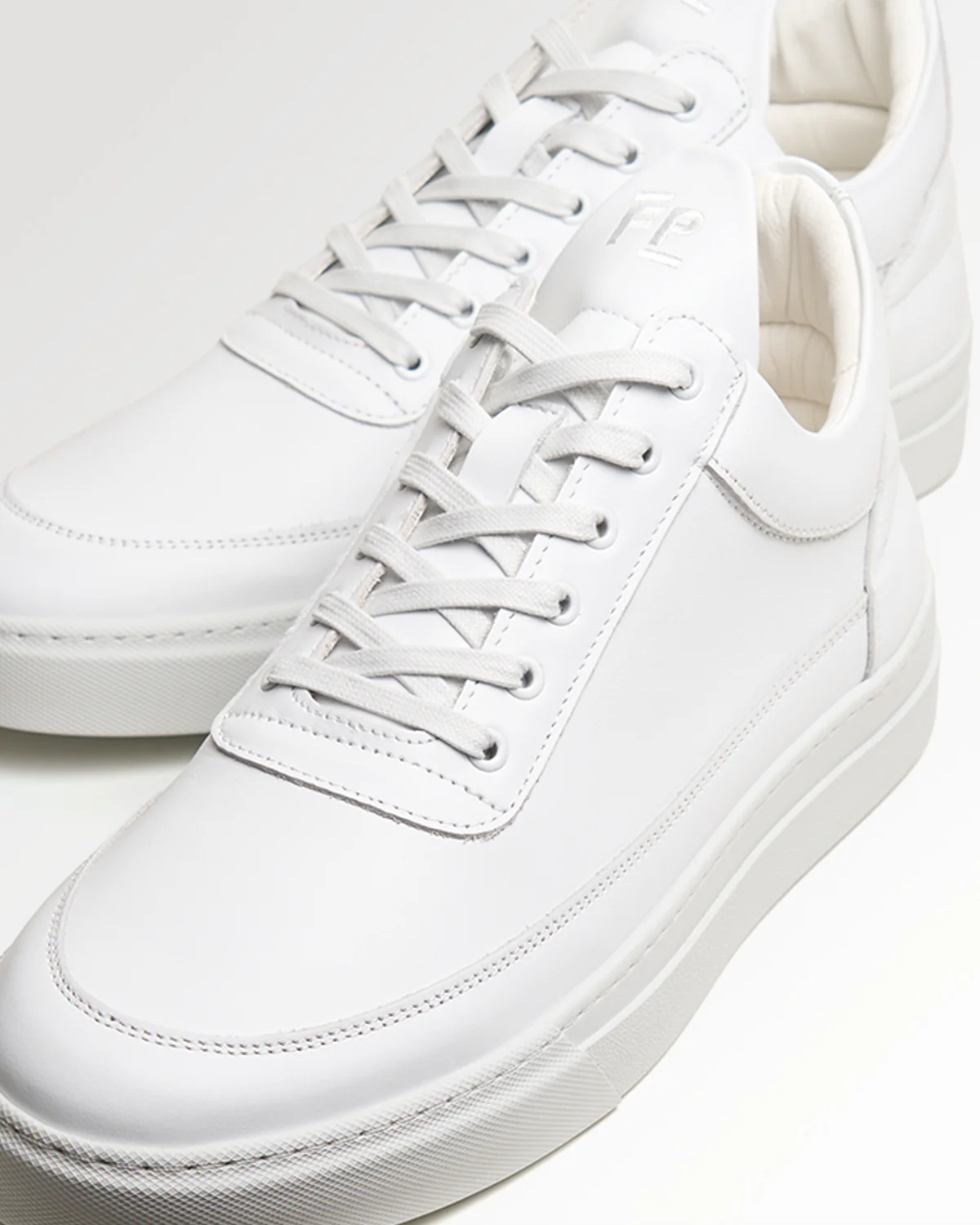 Low Top Wide White