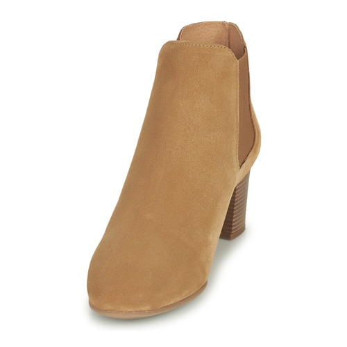 Betty London - OKARI - Camel