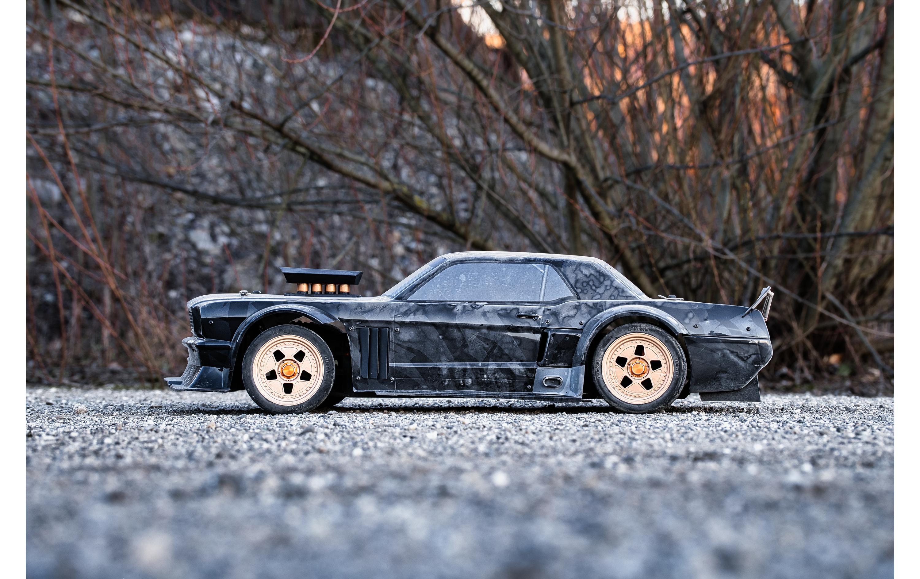 Tourenwagen AMXRacing HC7 6S, 4WD, 1:7, RTR<br>Muscle Car im Massstab 1:7 mit starkem Brushless Antrieb