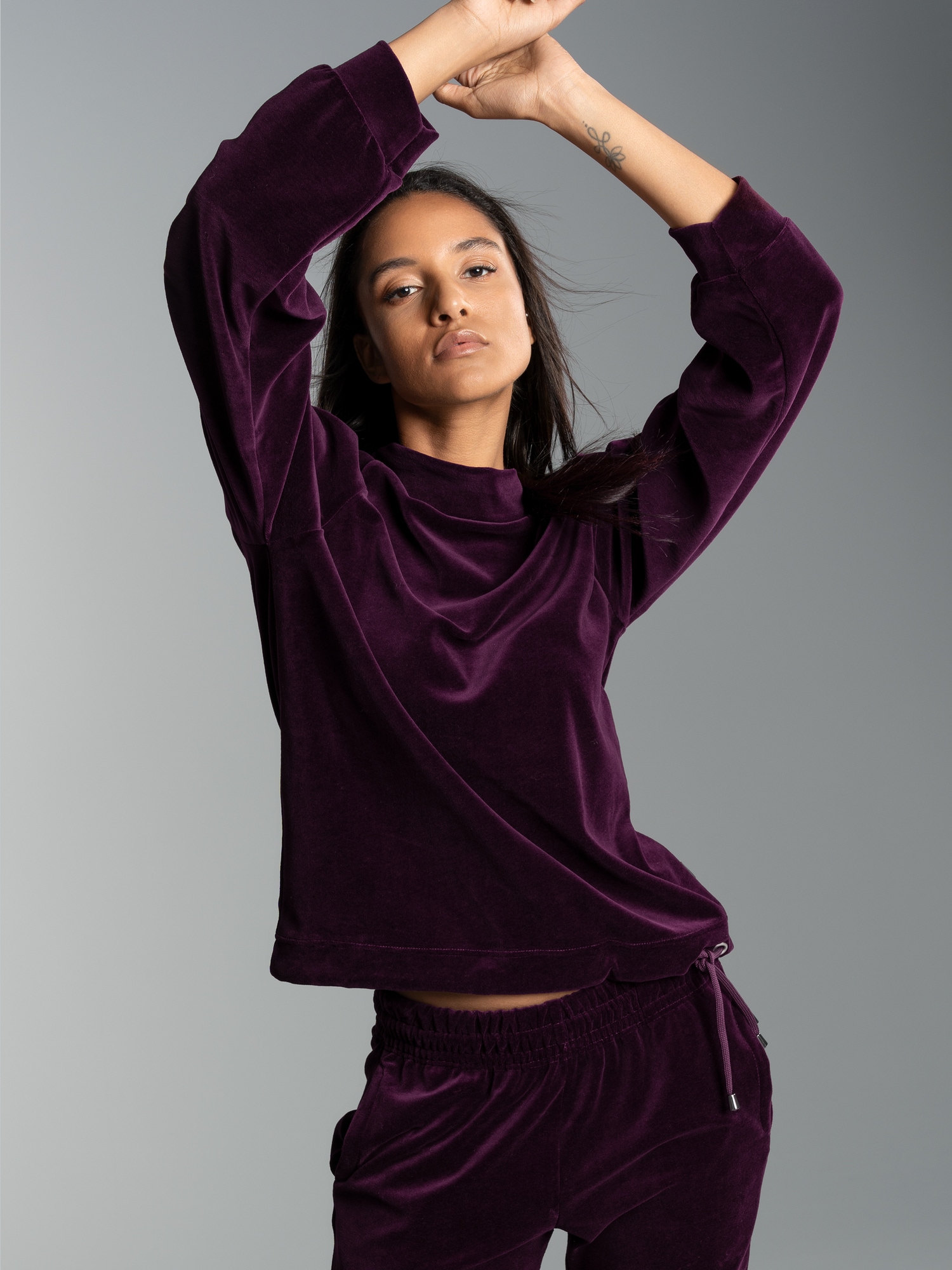 Nicki Pullover mit Kordelzug Aubergine