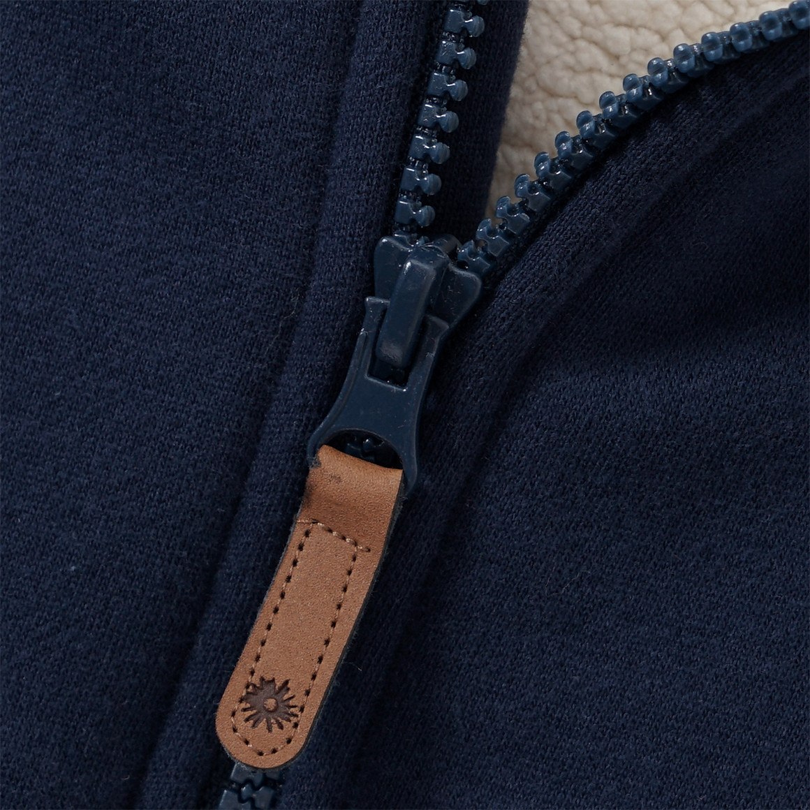 Yigga Mädchen Sweatjacke mit Teddyfutter dunkelblau