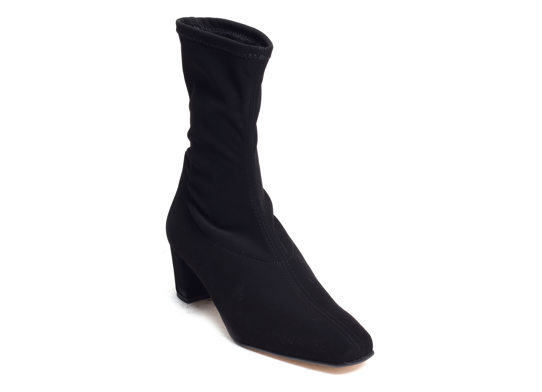 820 noir