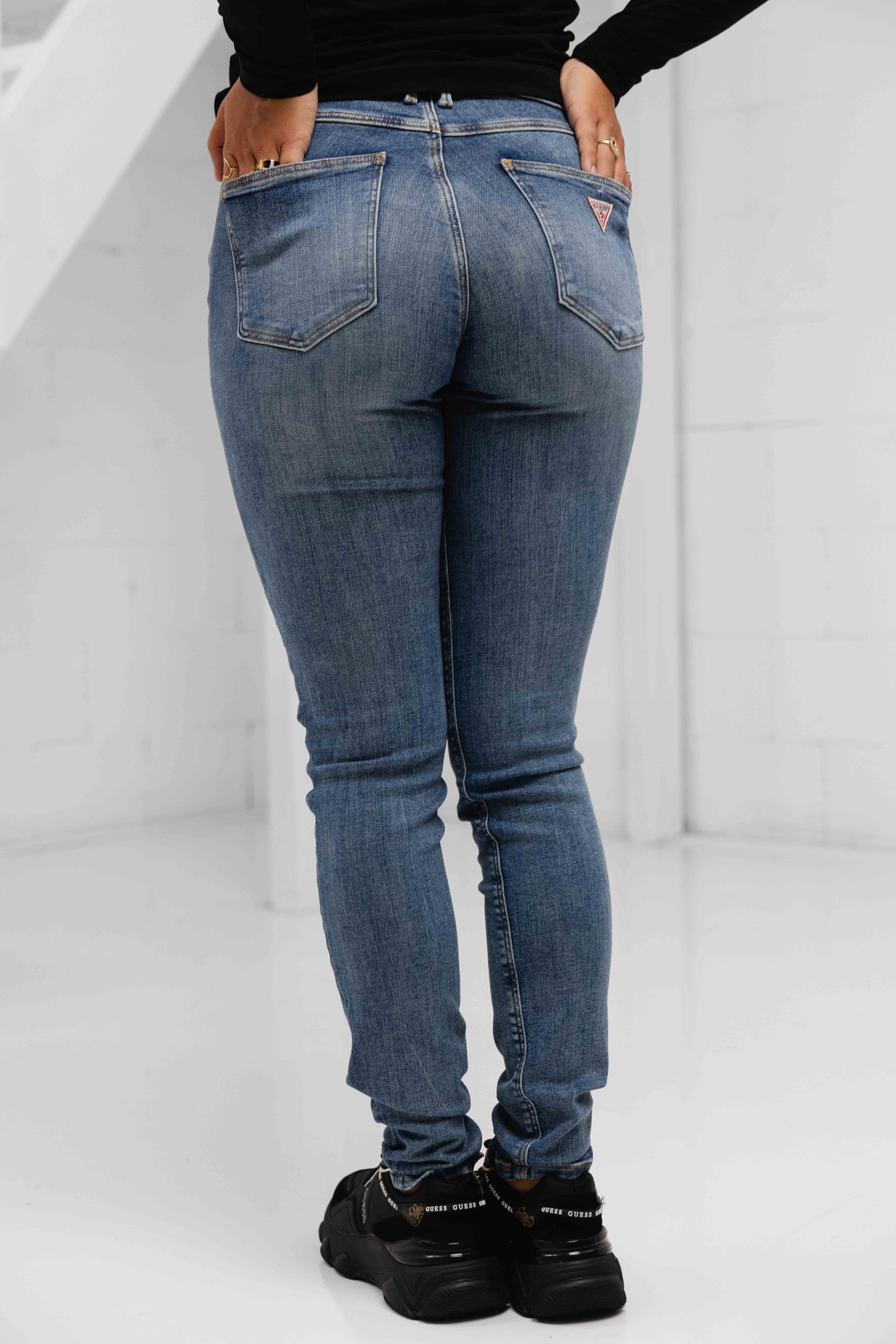 Guess 1981 Skinny Jeans Dames Blauw