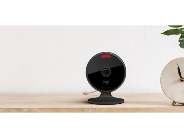 Logitech® | Circle View - Netværksovervågningskamera - udendørs, indendørs - vejrbestandig - farve (Dag/nat) - 1920 x 1080 - 1080p - audio - trådløs - WiFi