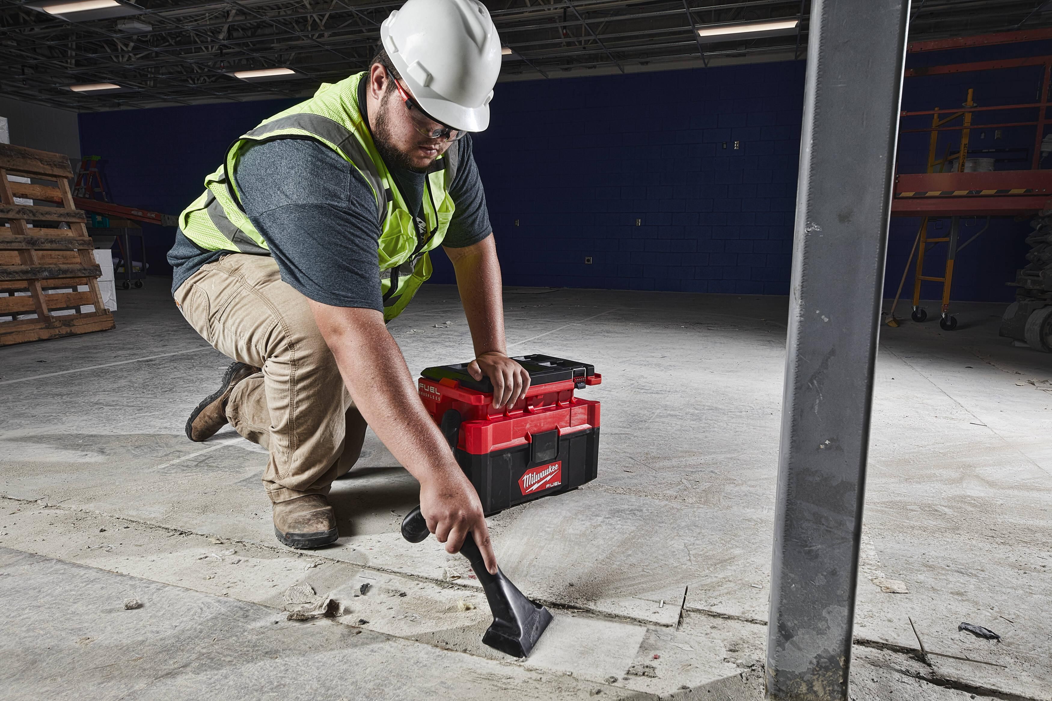Milwaukee M18 FUEL™ FPOVCL-0 PACKOUT™ Nat/droogzuiger 18V Basic Body - 4933478187