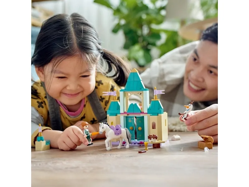 LEGO Disney Princess 43204 Anna og Olafs sjov på slottet