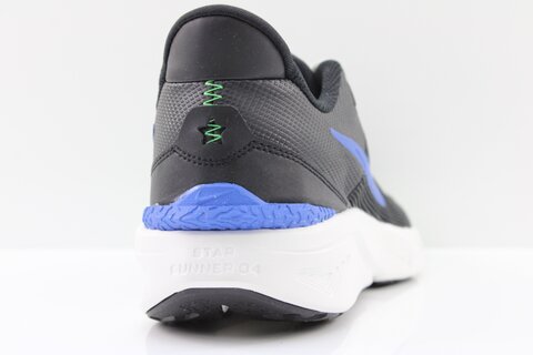 Nike Sneaker