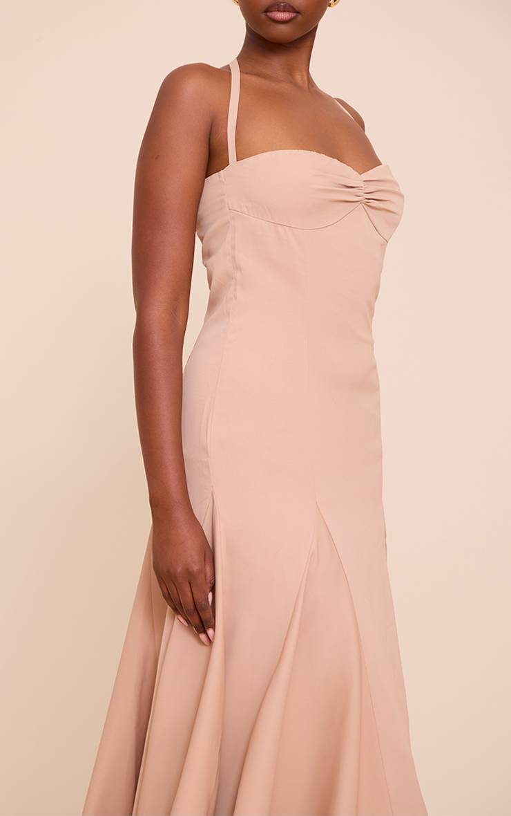 Taupe Robe Longue Tissée À Encolure Américaine Avec Détail Froncé Au Buste
