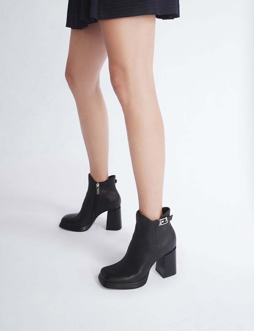 Ladies Black Boots