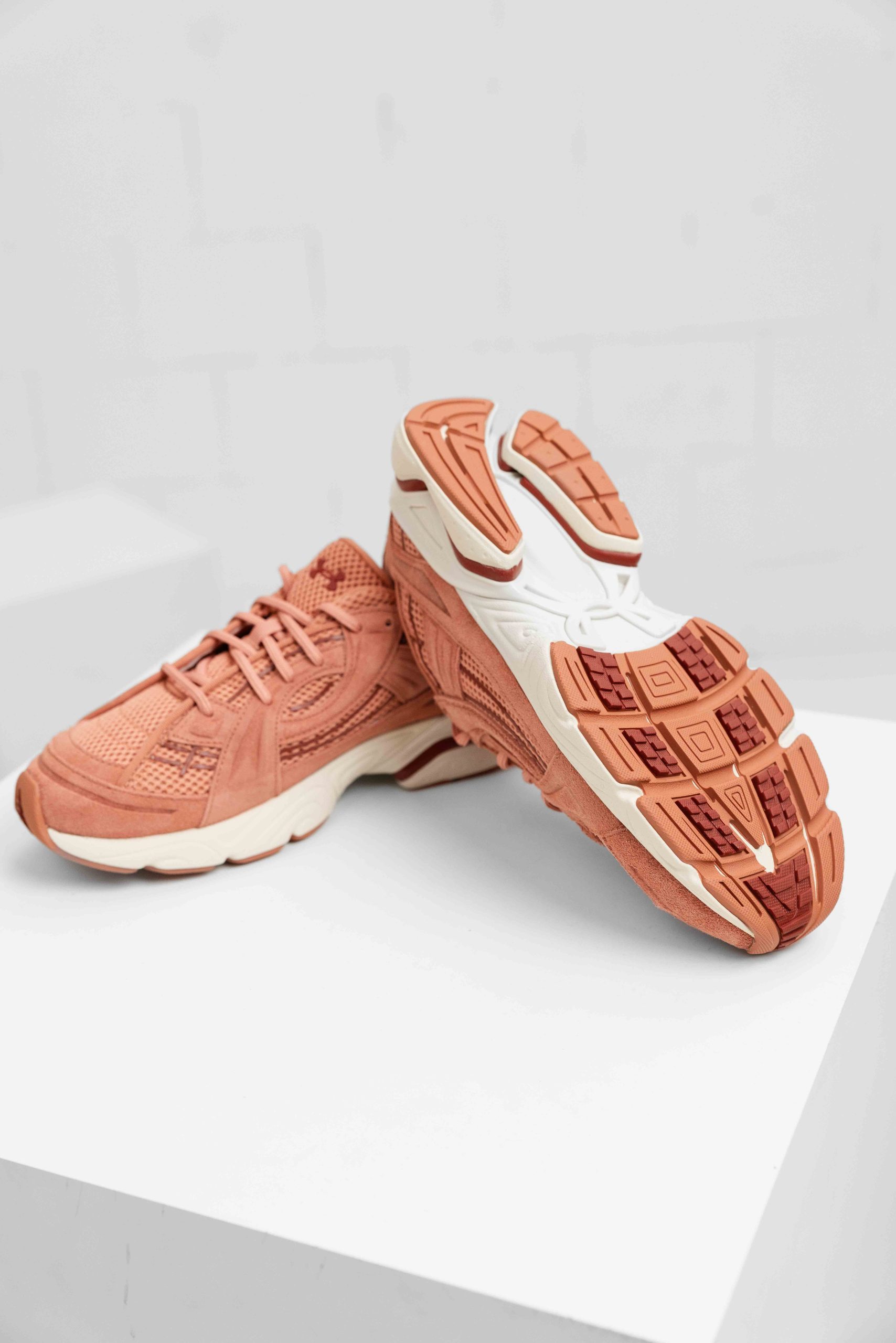 Under Armour Sola Suede Sneaker Unisex Roze