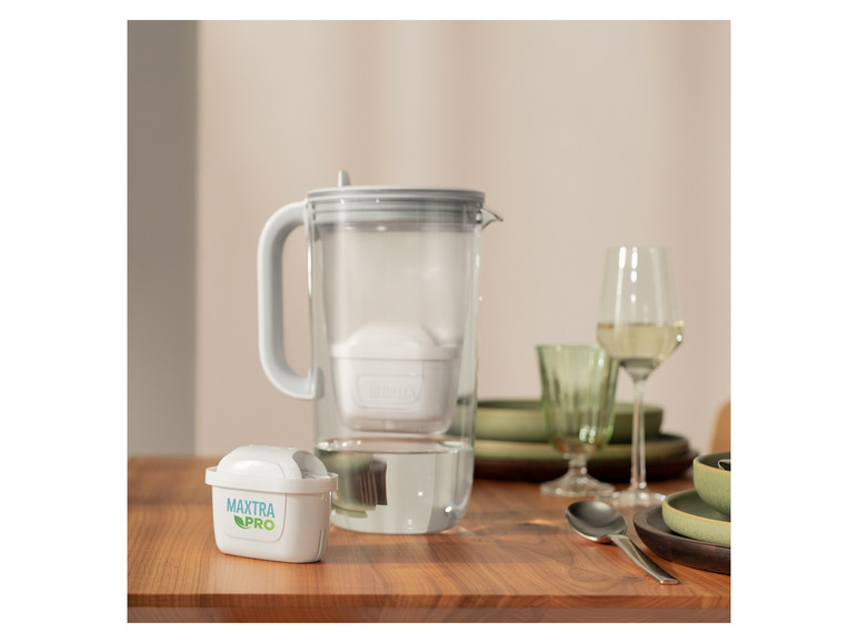 Glazen karaf met MAXTRA PRO ALL-IN-1 filterpatroon