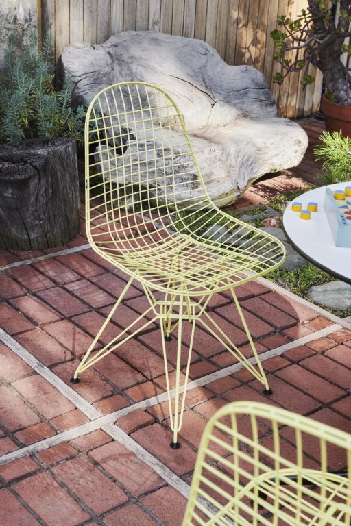 Vitra Eames Wire DKR stoel donkergroen