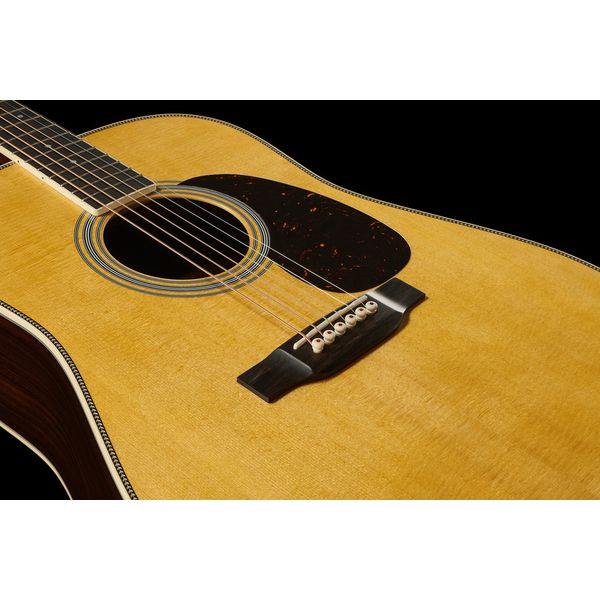 Martin Guitar HD-35