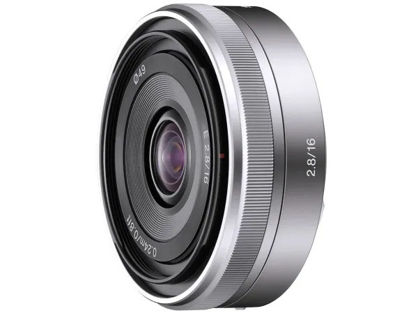 Sony SEL16F28 - Vidvinkel objektiv - 16 mm - f/2.8 - Sony E-mount - for Cinema Line; a VLOGCAM; a1; a1 II; a6700; a7 IV; a7C; a7C II; a7CR; a7R V; a7s III; a9 III