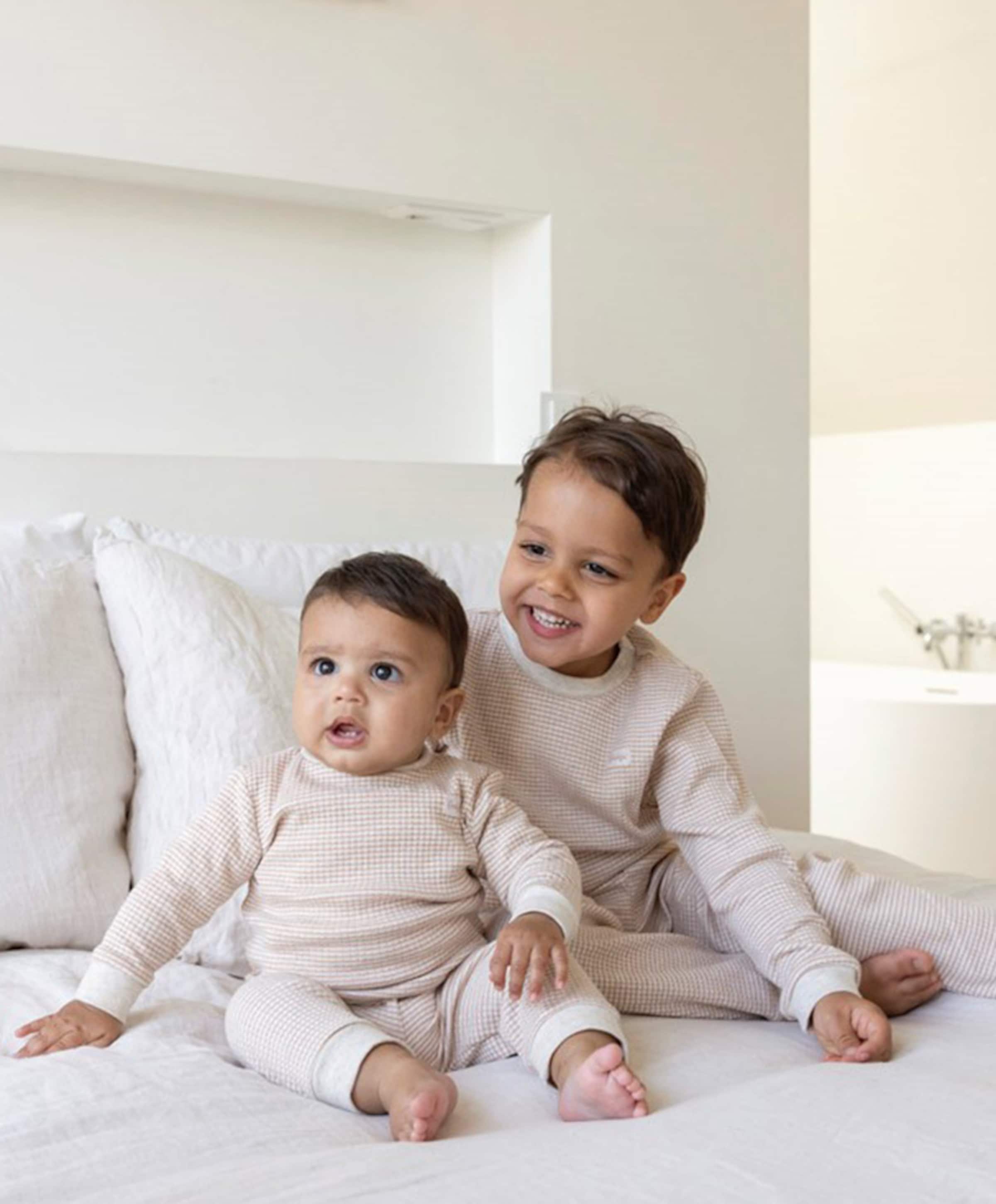 Feetje Pyjamaset bruin
