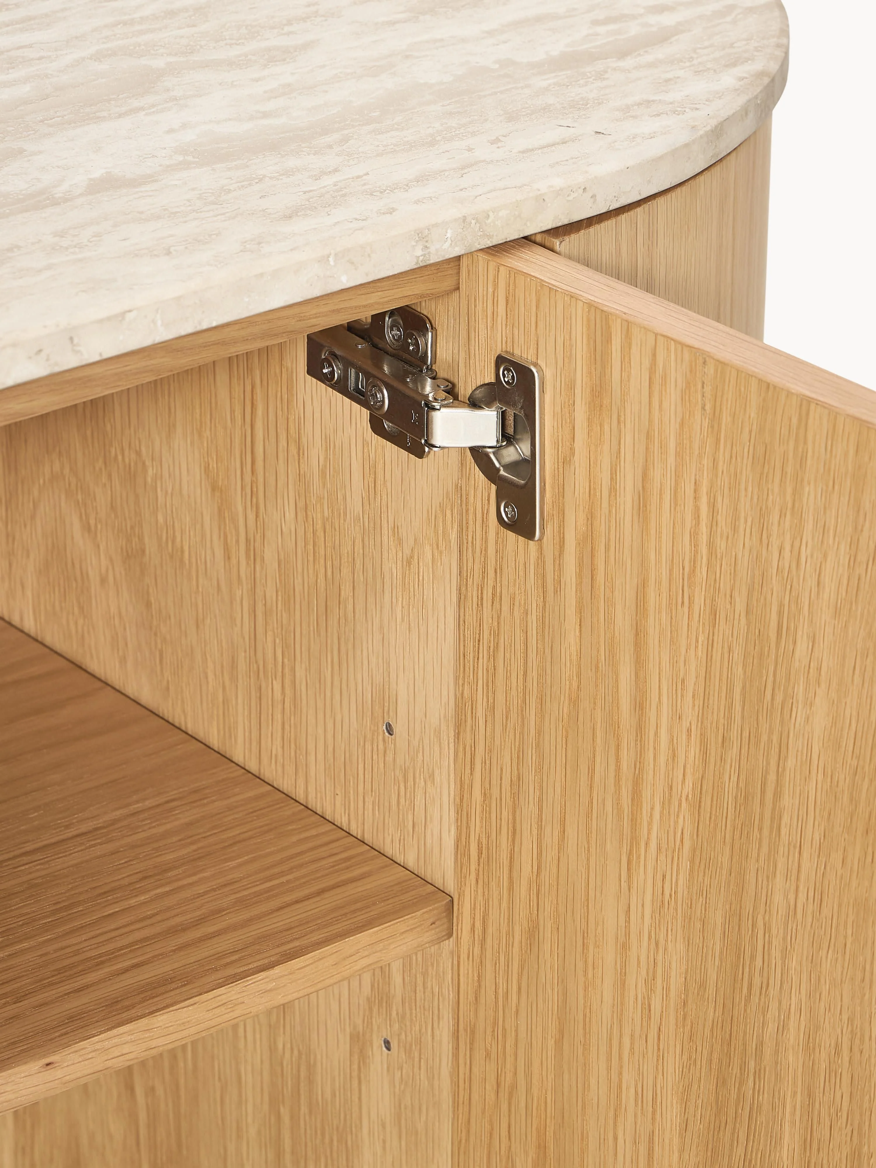 Houten dressoir Zumi met afgeronde hoeken en travertijn blad