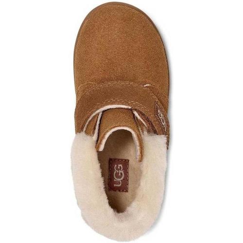 UGG - 110229T CHE Marrón