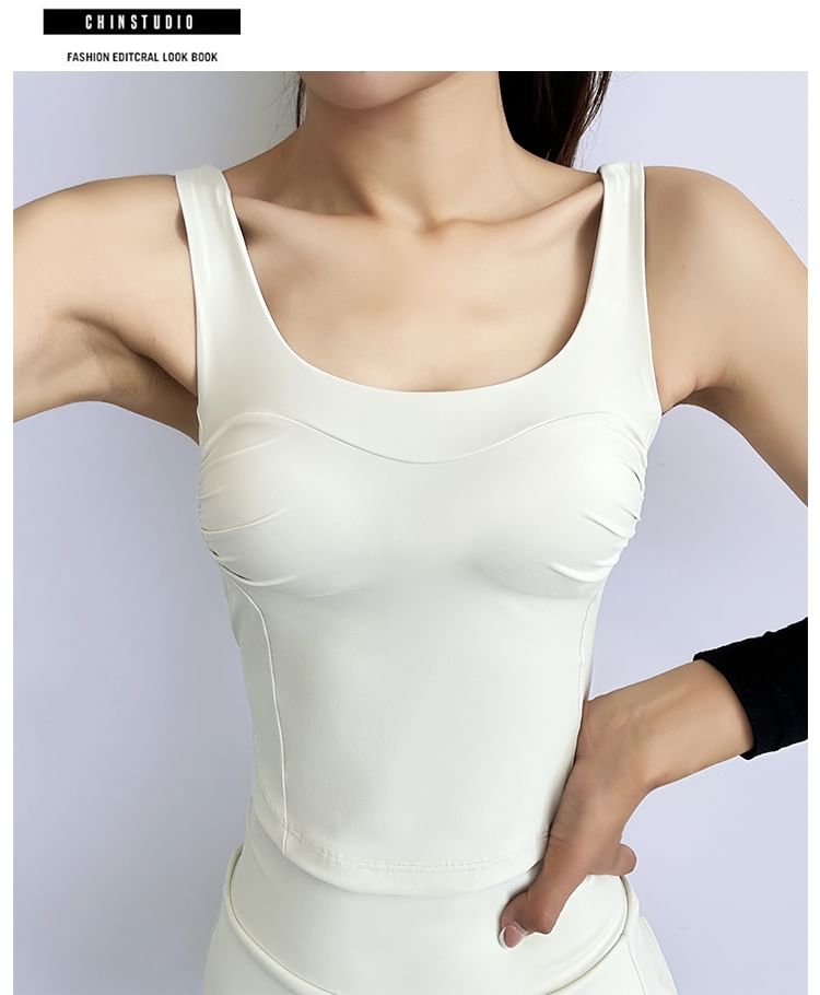 Engiko - Sport tanktop met ronde hals en padding