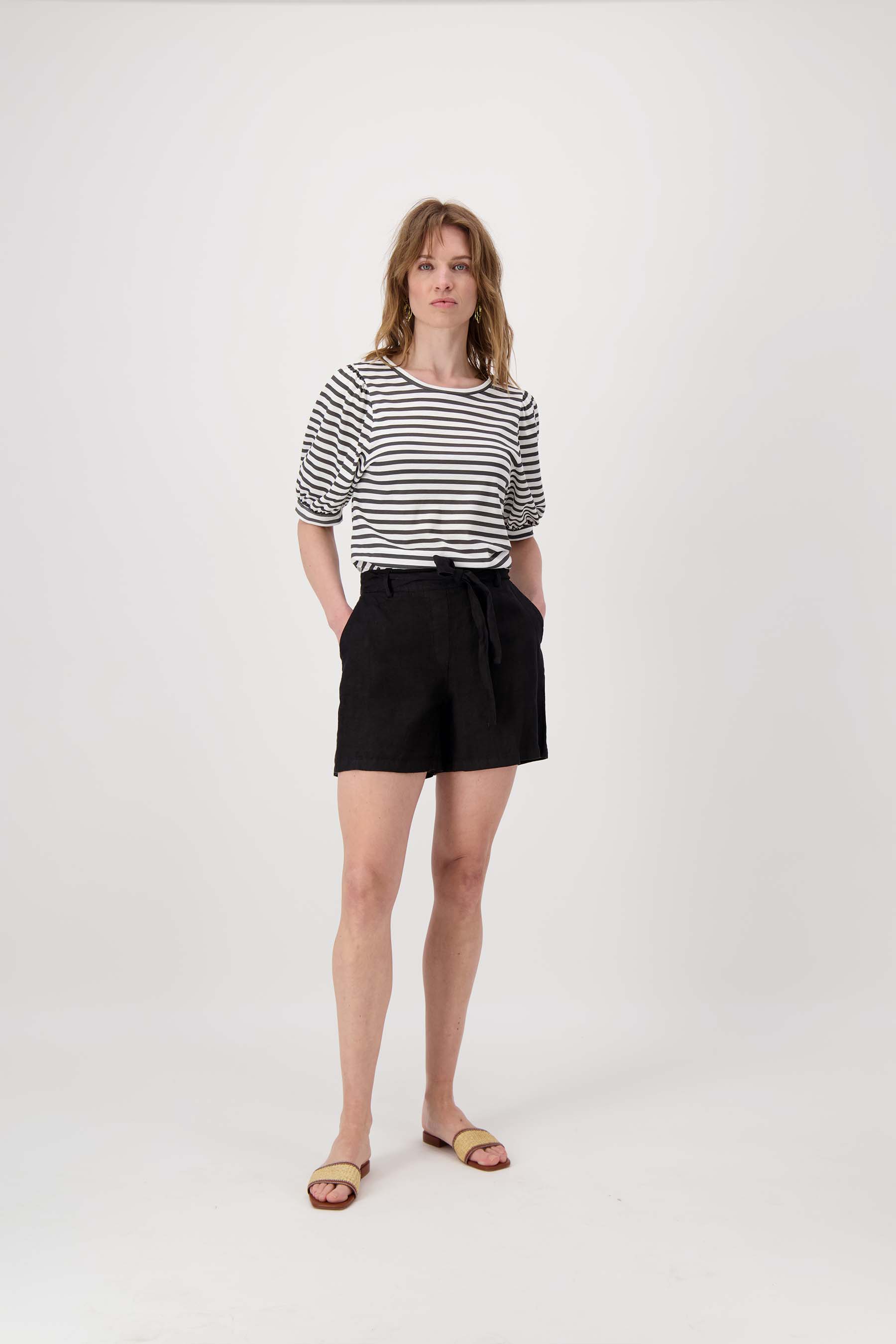linnen short met strik ceintuur
