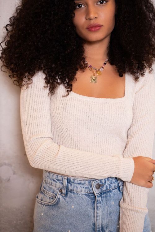 Beige boucle top met vierkante hals