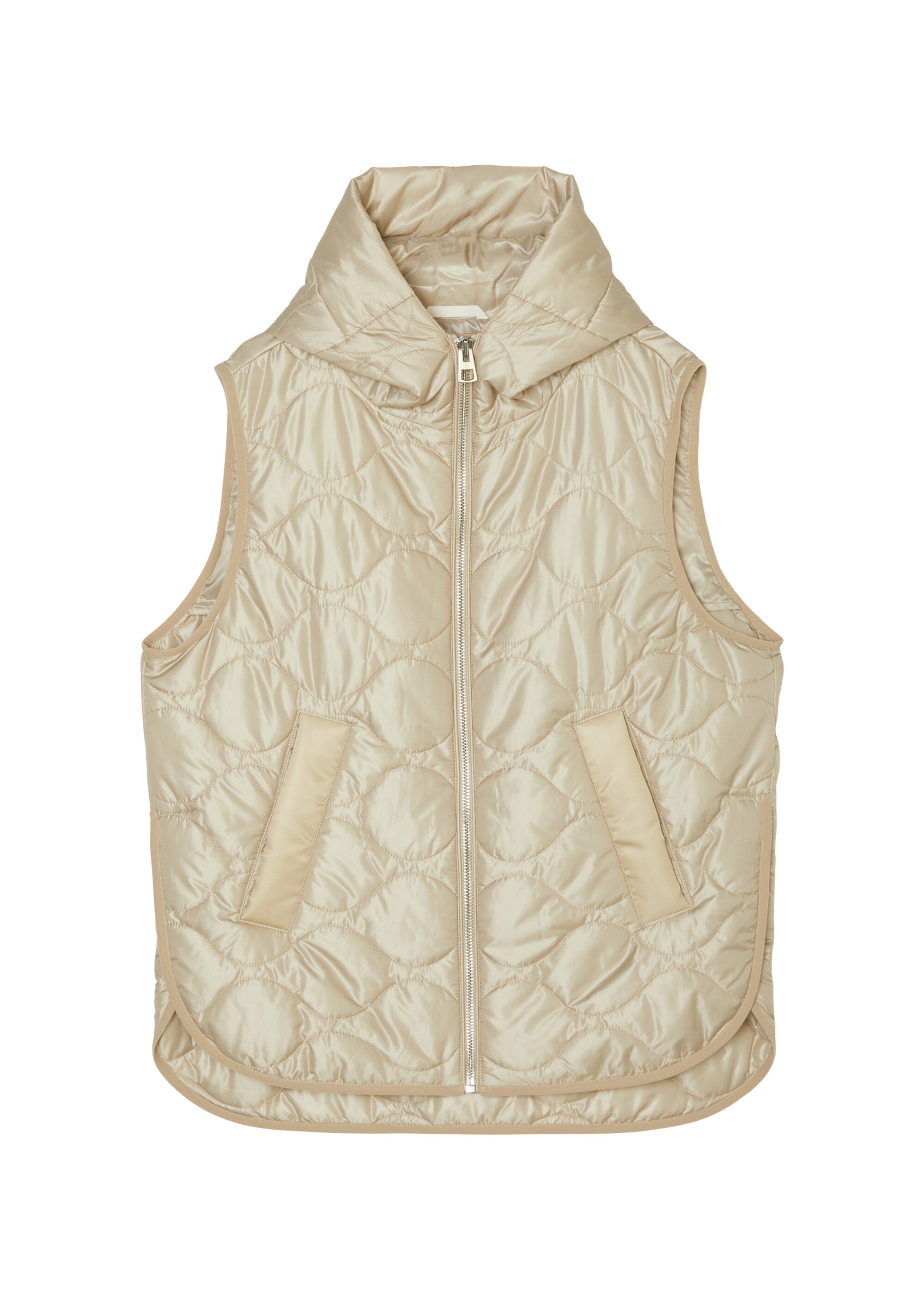 Steppweste im Cape-Stil relaxedaus recyceltem Polyester
